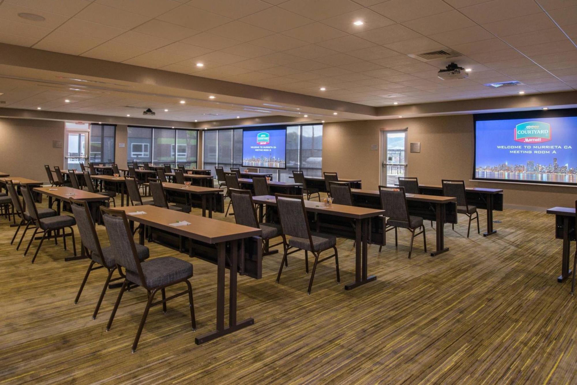 Courtyard By Marriott Temecula Мурриета Экстерьер фото