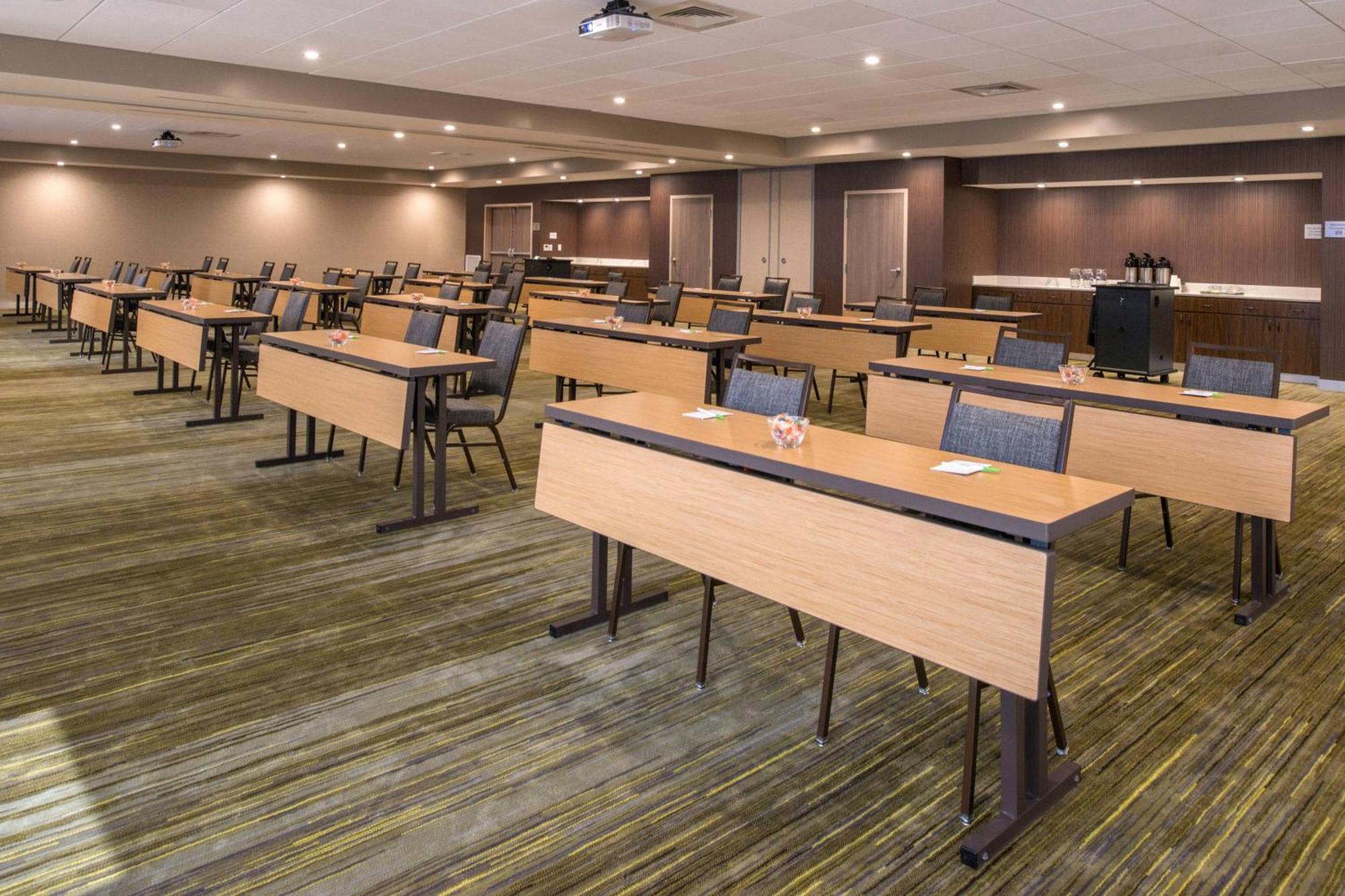 Courtyard By Marriott Temecula Мурриета Экстерьер фото