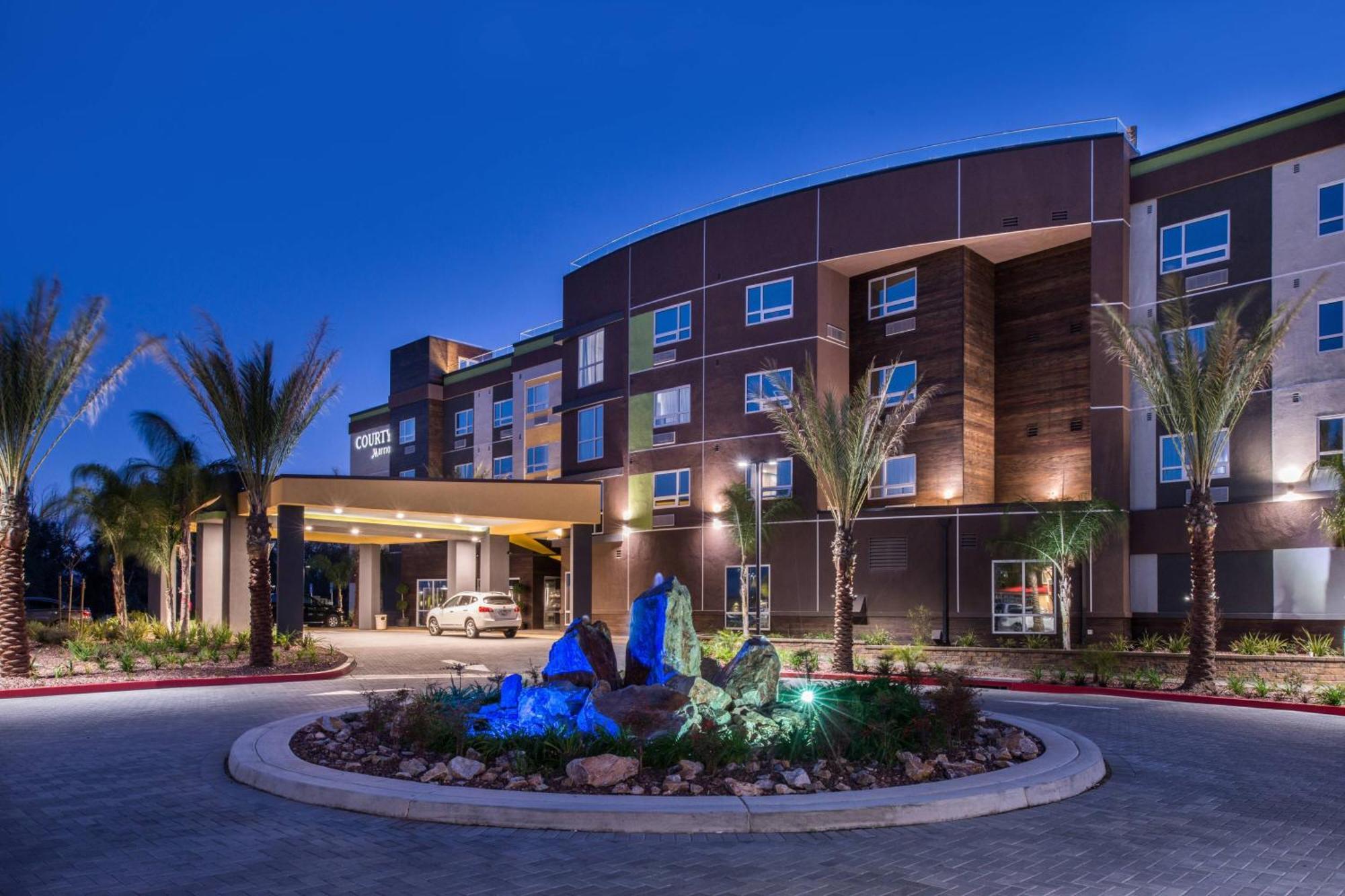 Courtyard By Marriott Temecula Мурриета Экстерьер фото